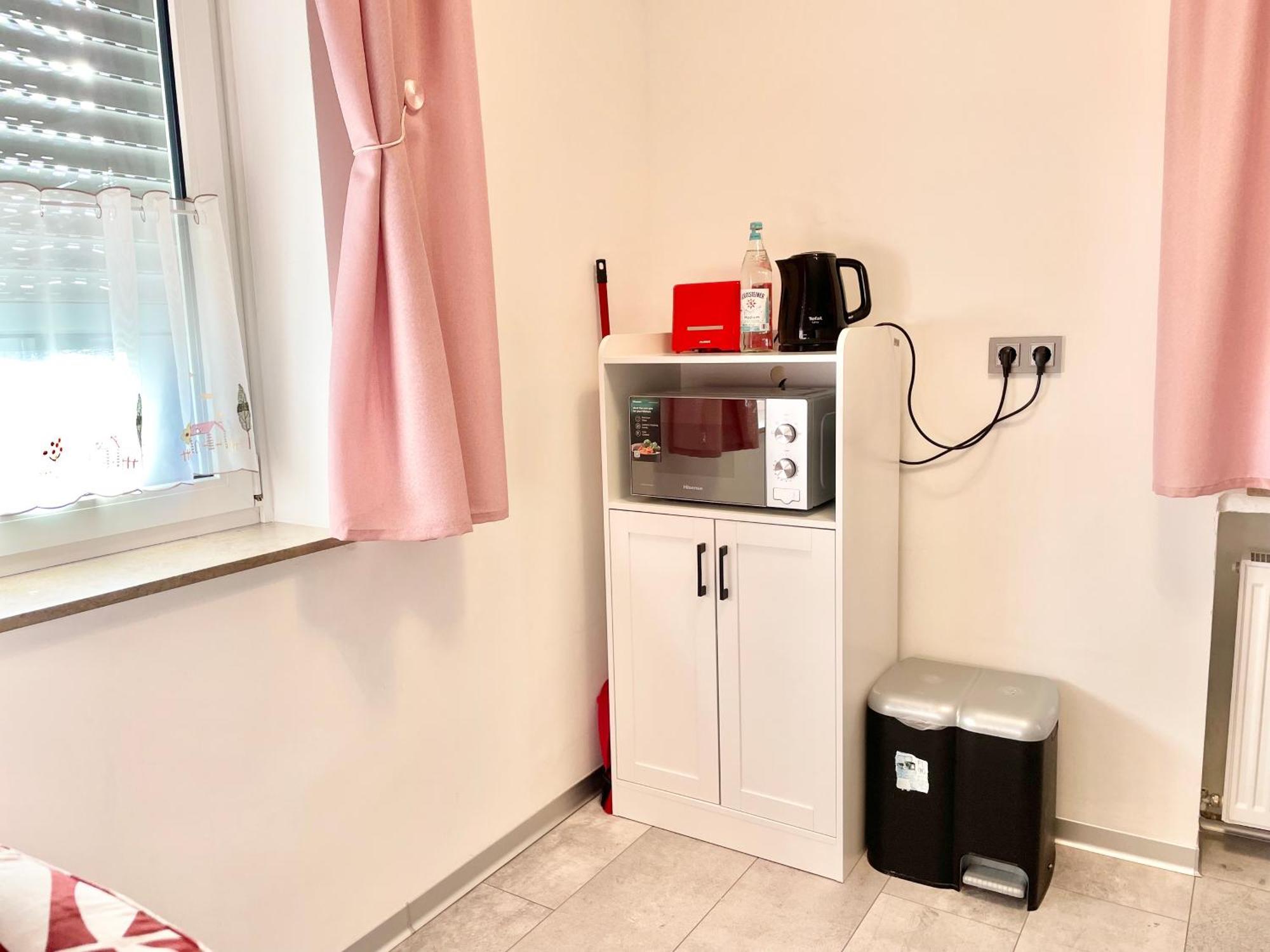 Casa Giulia 2 Zimmer Nahe Giessen, Kueche, Bad, Wlan, Parkplatz Krofdorf-Gleiberg Exteriér fotografie