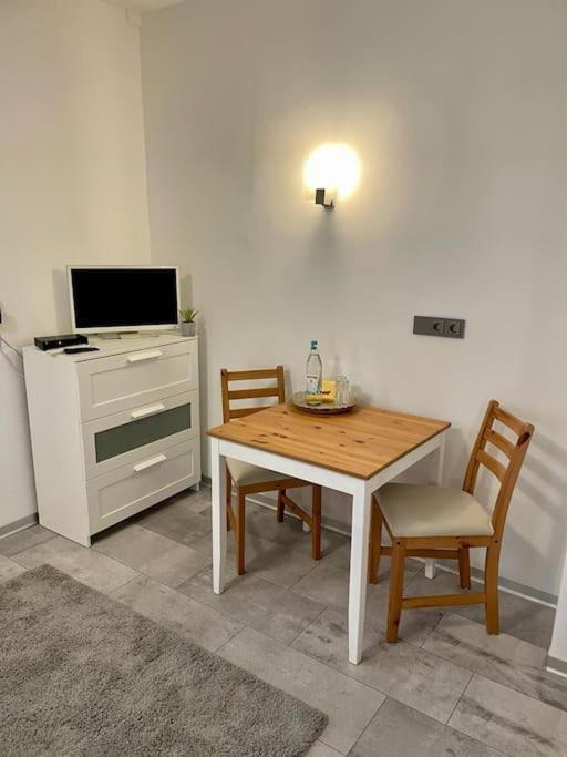 Casa Giulia 2 Zimmer Nahe Giessen, Kueche, Bad, Wlan, Parkplatz Krofdorf-Gleiberg Exteriér fotografie
