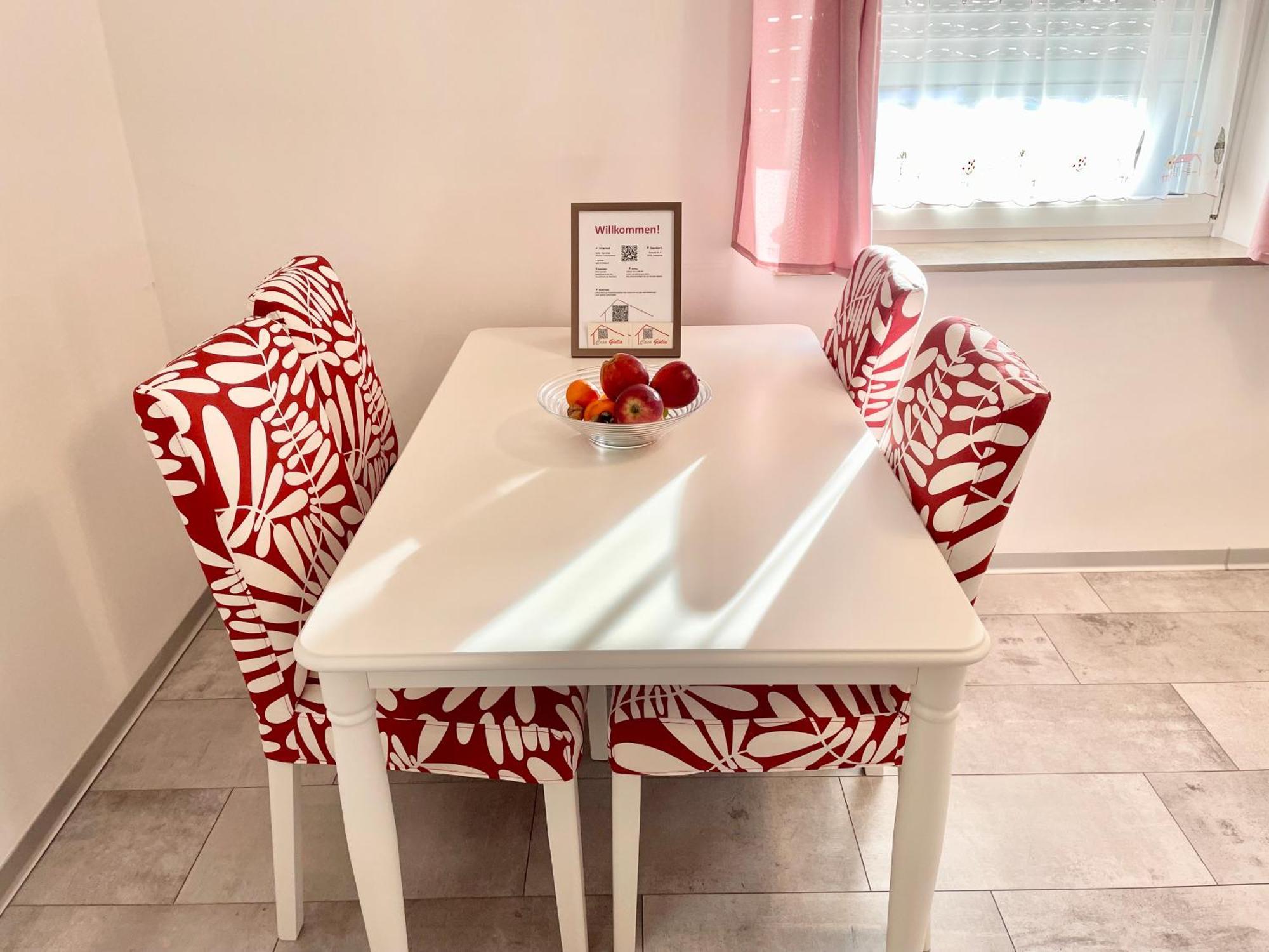 Casa Giulia 2 Zimmer Nahe Giessen, Kueche, Bad, Wlan, Parkplatz Krofdorf-Gleiberg Exteriér fotografie